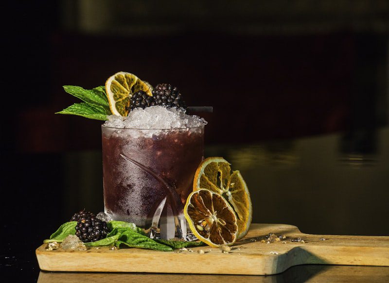 6 Summer Rum Cocktails You Need to Make in 2026 (From Simple to Impressive)